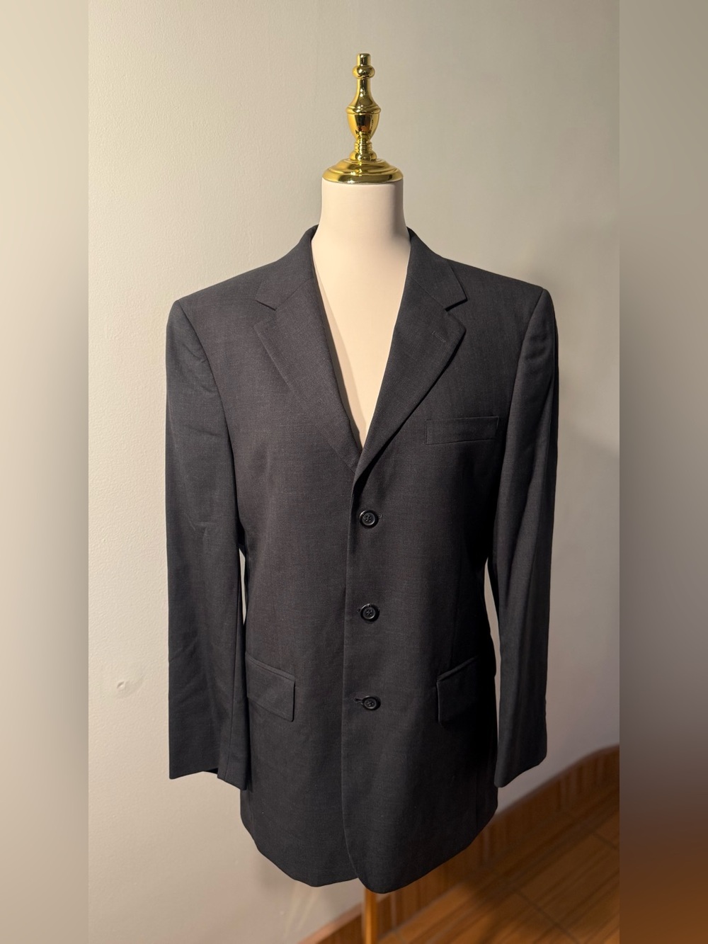 Vintage Jos. A. Bank 100% Wool Blazer 38R Gray Minimalist Jacket Men
